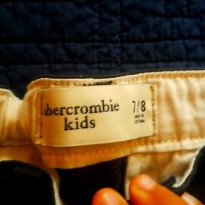 Abercrombie Jean's size 7-9. Black